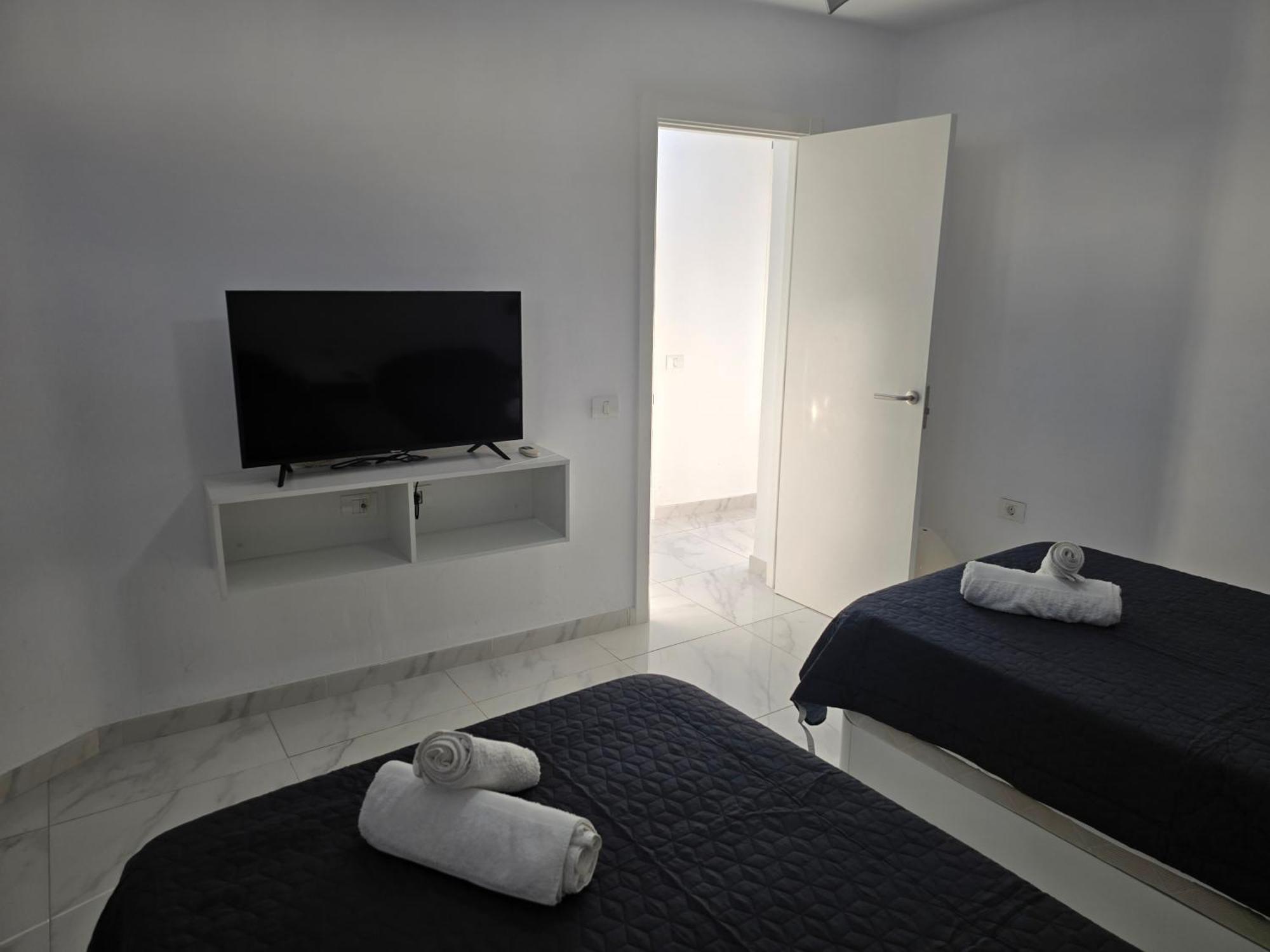 Aqua Sun Los Geranios By Helloapartments Costa Adeje  Zewnętrze zdjęcie